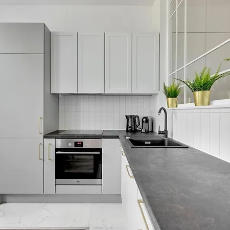 Capri - Cozy & Comfortable Near By Lion *