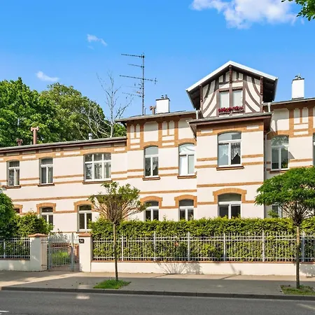 Capri - Cozy & Comfortable Near By Lion 아파트 *