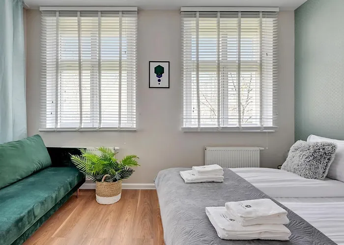 Capri - Cozy & Comfortable Near By Lion Appartamento Sopot